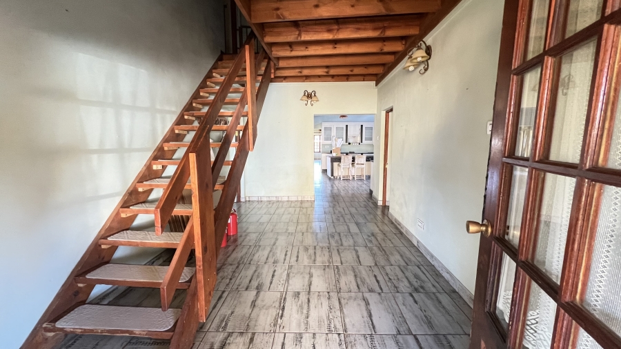 4 Bedroom Property for Sale in Tarlton Gauteng