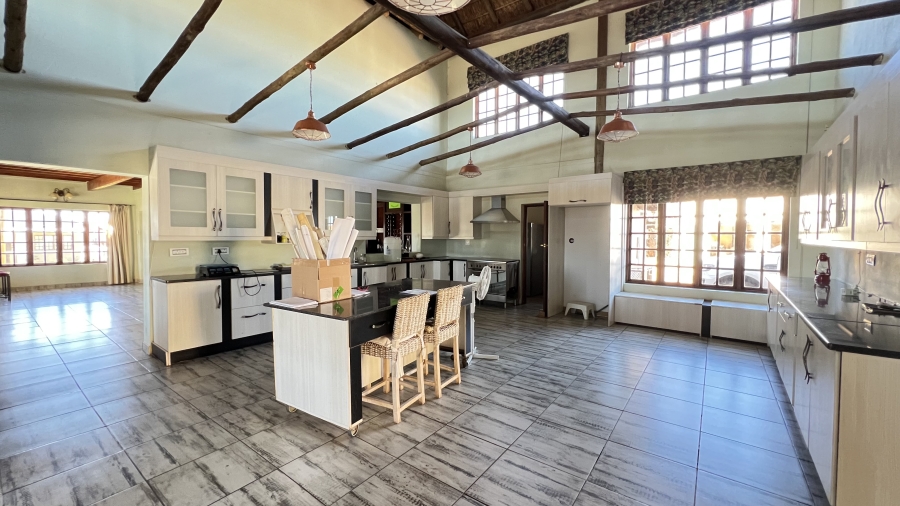 4 Bedroom Property for Sale in Tarlton Gauteng