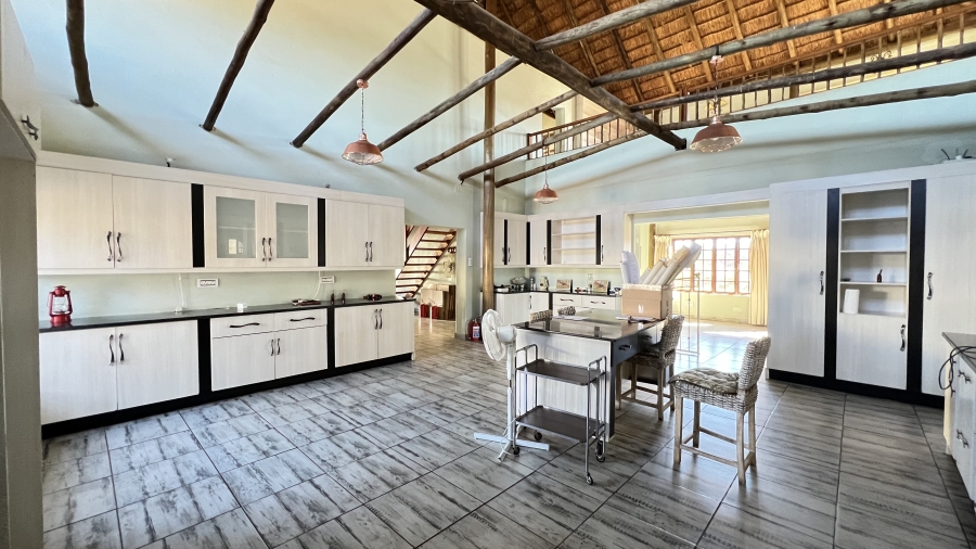 4 Bedroom Property for Sale in Tarlton Gauteng