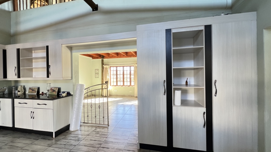 4 Bedroom Property for Sale in Tarlton Gauteng