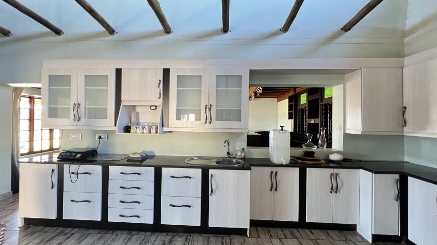 4 Bedroom Property for Sale in Tarlton Gauteng