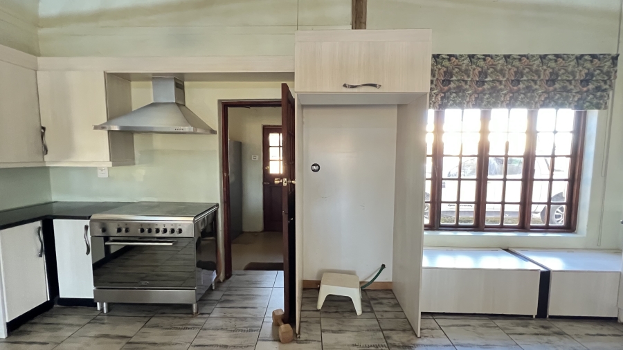 4 Bedroom Property for Sale in Tarlton Gauteng