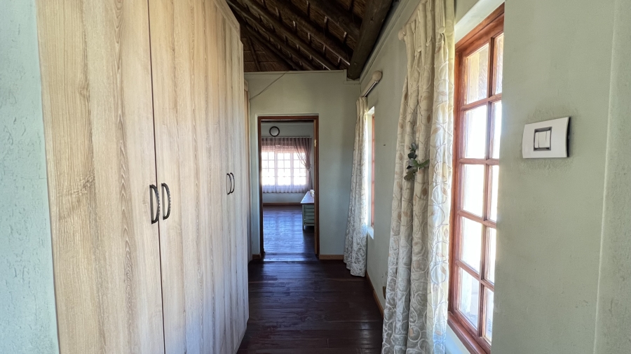 4 Bedroom Property for Sale in Tarlton Gauteng