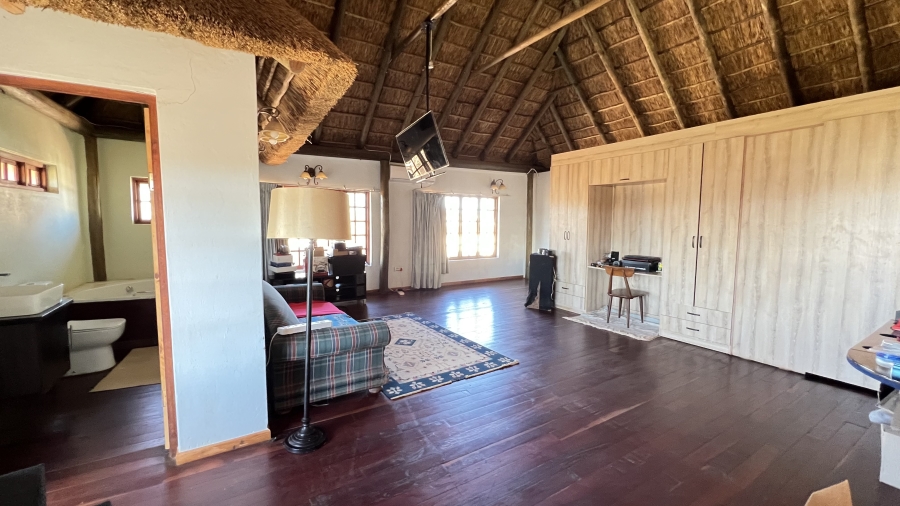 4 Bedroom Property for Sale in Tarlton Gauteng