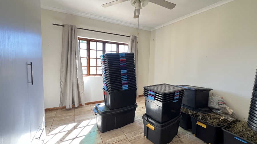 4 Bedroom Property for Sale in Tarlton Gauteng