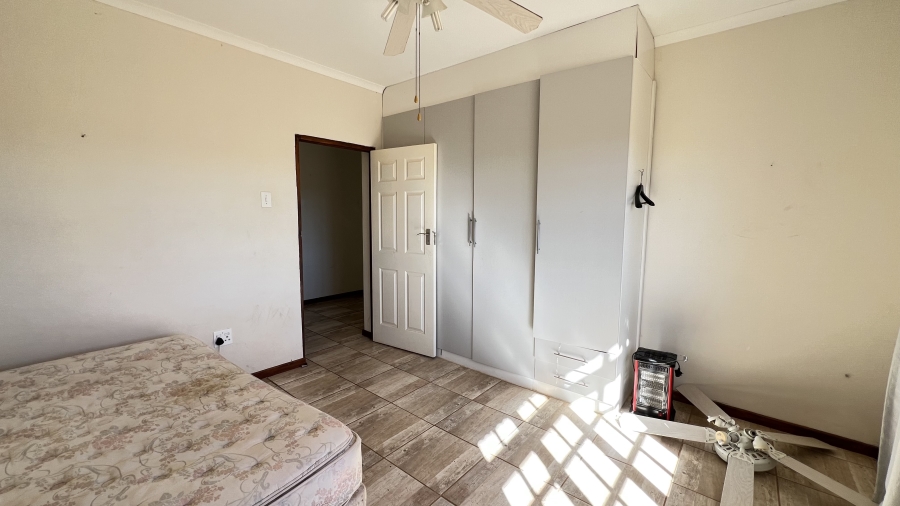 4 Bedroom Property for Sale in Tarlton Gauteng
