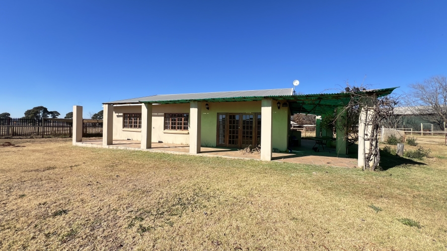4 Bedroom Property for Sale in Tarlton Gauteng