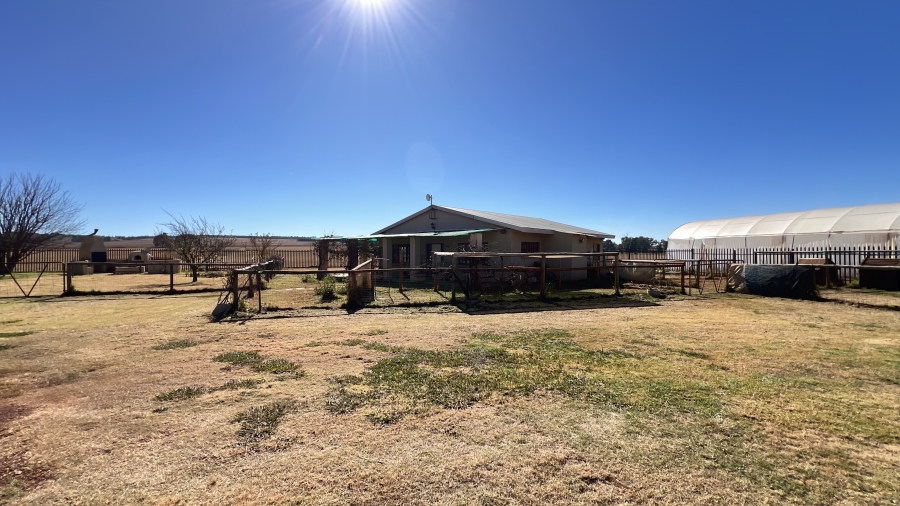 4 Bedroom Property for Sale in Tarlton Gauteng