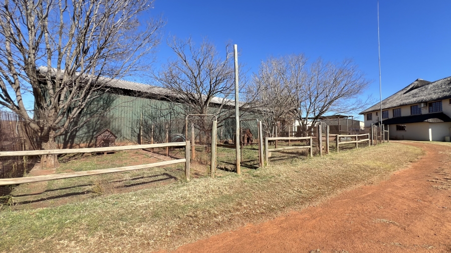 4 Bedroom Property for Sale in Tarlton Gauteng