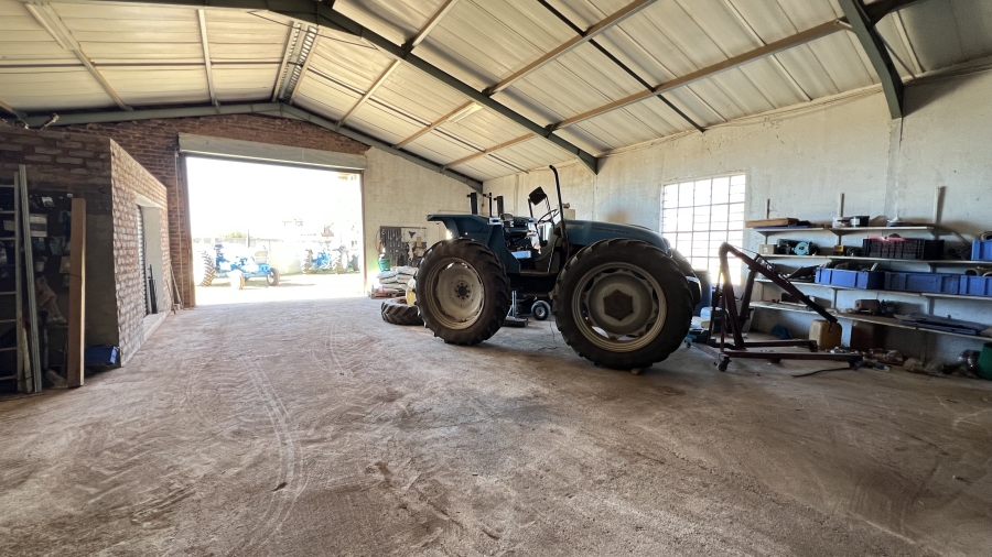 4 Bedroom Property for Sale in Tarlton Gauteng