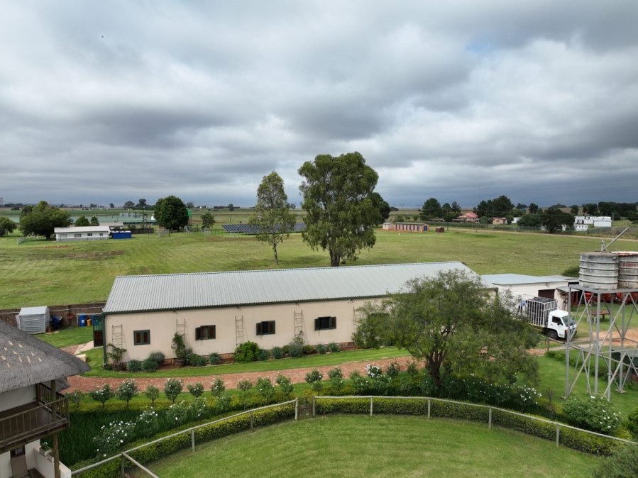 4 Bedroom Property for Sale in Tarlton Gauteng