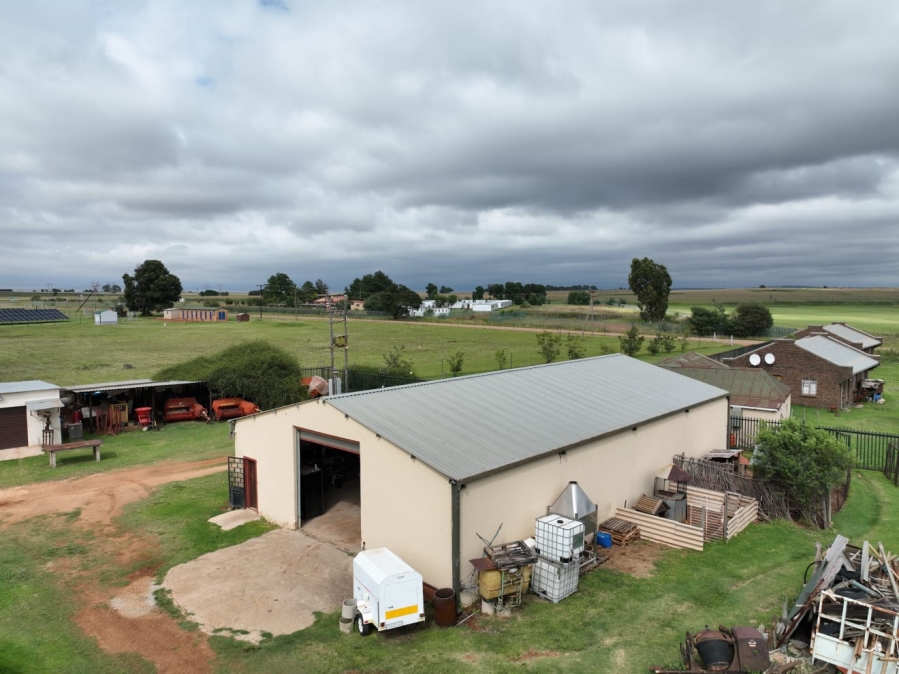 4 Bedroom Property for Sale in Tarlton Gauteng