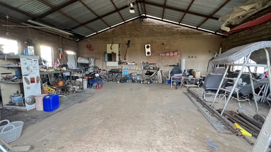 2 Bedroom Property for Sale in Rikasrus A H Gauteng