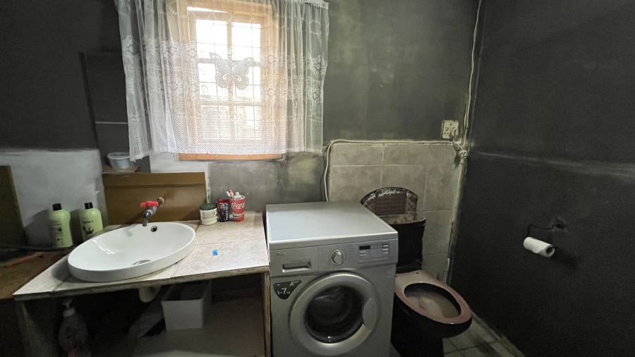 2 Bedroom Property for Sale in Rikasrus A H Gauteng