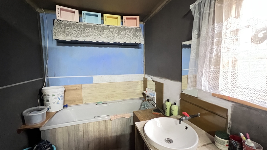2 Bedroom Property for Sale in Rikasrus A H Gauteng