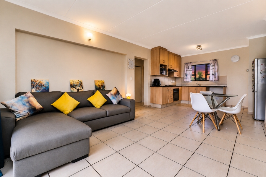 2 Bedroom Property for Sale in Sunninghill Gauteng