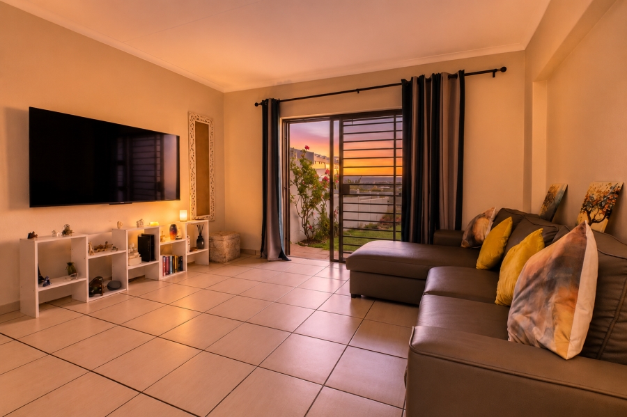 2 Bedroom Property for Sale in Sunninghill Gauteng