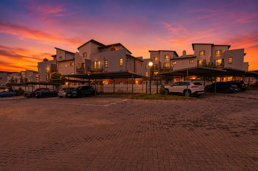 2 Bedroom Property for Sale in Sunninghill Gauteng
