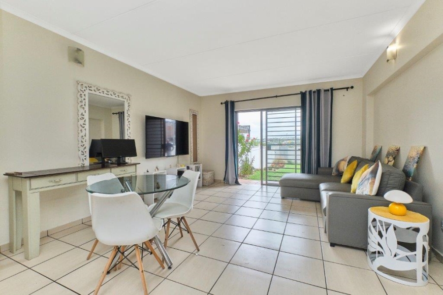 2 Bedroom Property for Sale in Sunninghill Gauteng