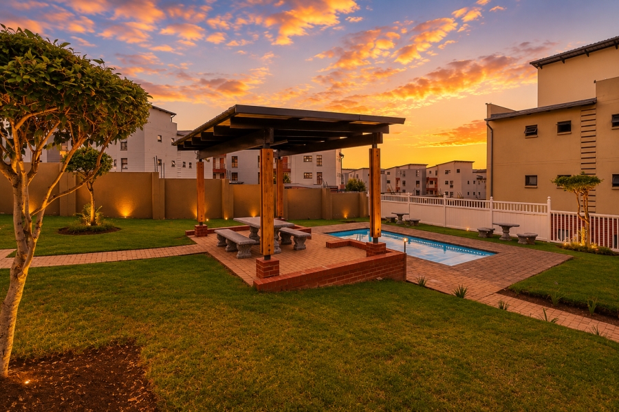 2 Bedroom Property for Sale in Barbeque Downs Gauteng