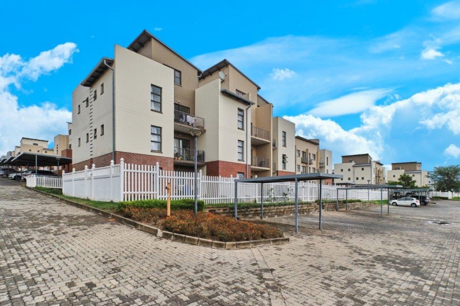 2 Bedroom Property for Sale in Barbeque Downs Gauteng