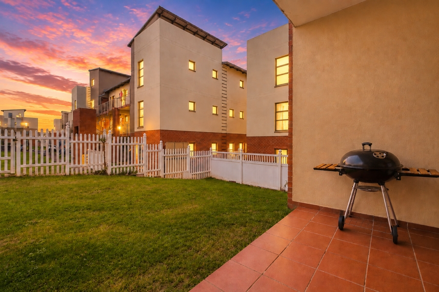 2 Bedroom Property for Sale in Barbeque Downs Gauteng