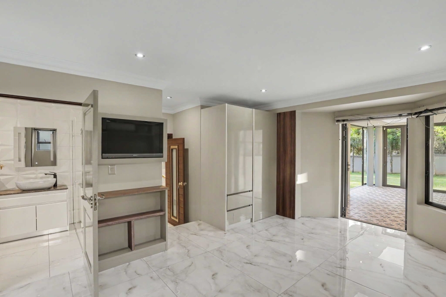 4 Bedroom Property for Sale in Bryanston Gauteng