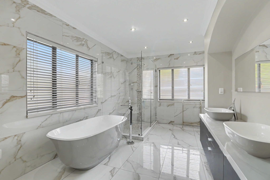 4 Bedroom Property for Sale in Bryanston Gauteng
