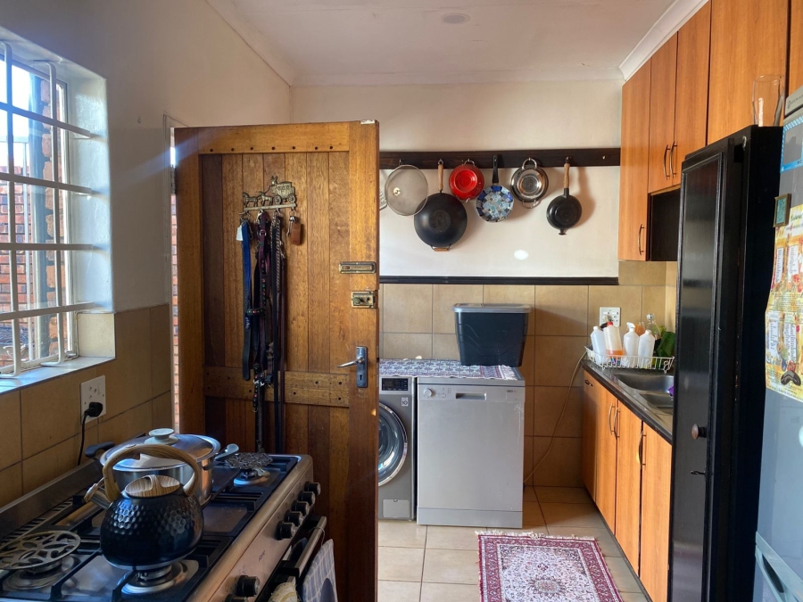 4 Bedroom Property for Sale in Garsfontein Gauteng