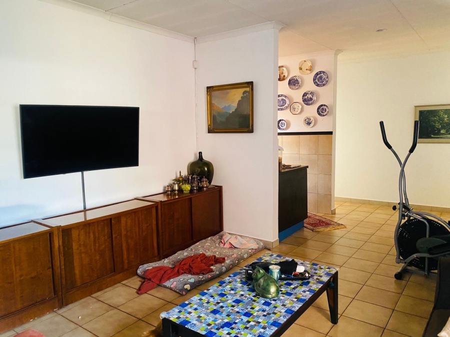 4 Bedroom Property for Sale in Garsfontein Gauteng