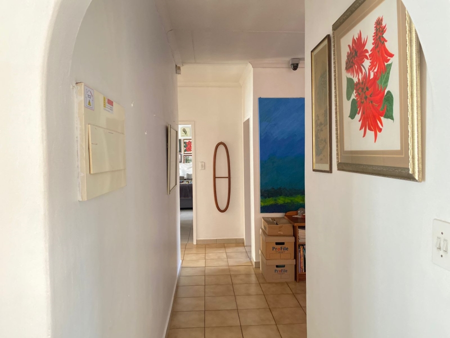 4 Bedroom Property for Sale in Garsfontein Gauteng