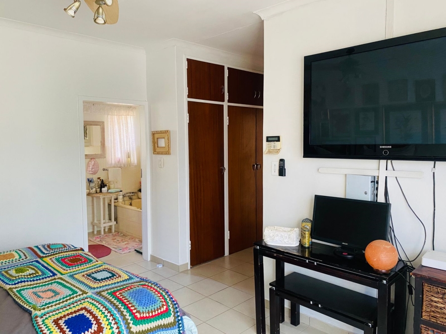 4 Bedroom Property for Sale in Garsfontein Gauteng