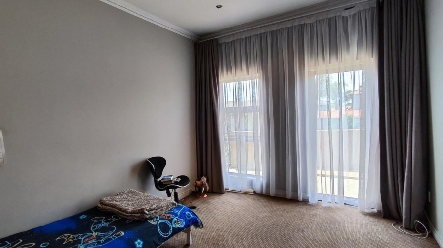 4 Bedroom Property for Sale in Sunward Park Gauteng