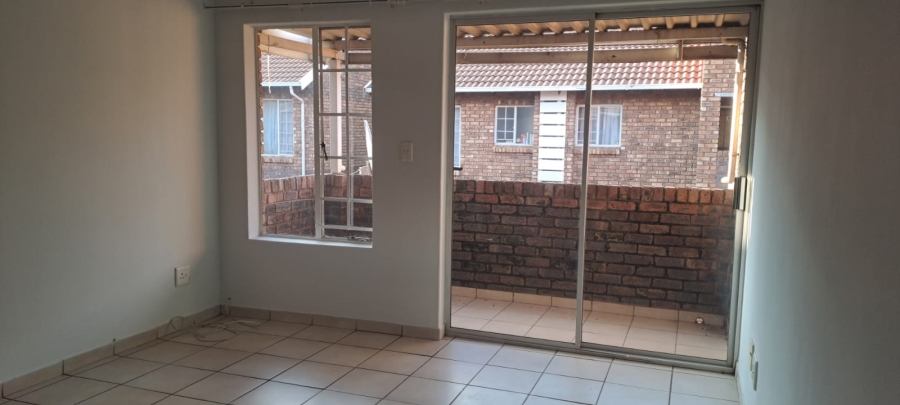 2 Bedroom Property for Sale in Clarina Gauteng