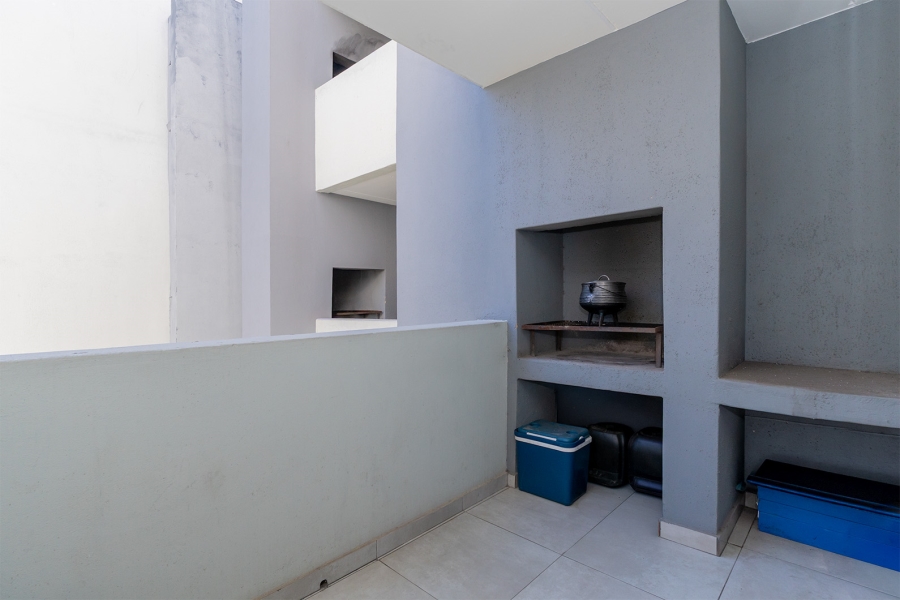 2 Bedroom Property for Sale in Jansenpark Gauteng