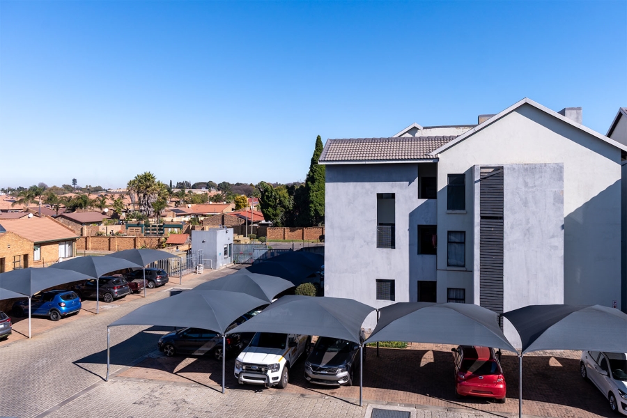 2 Bedroom Property for Sale in Jansenpark Gauteng