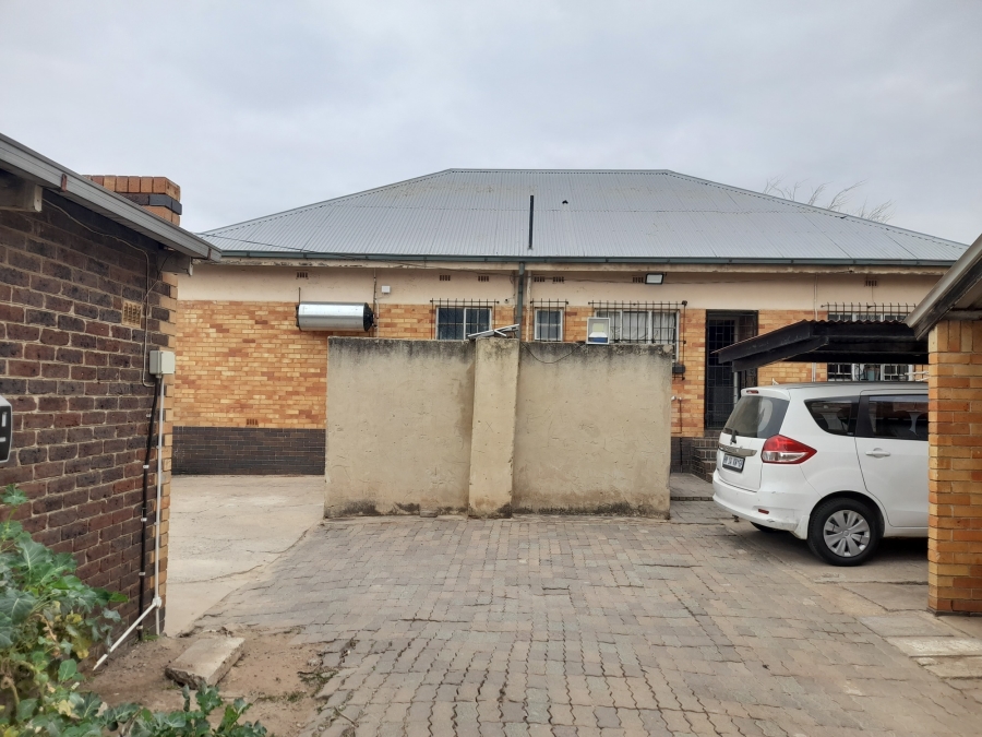 3 Bedroom Property for Sale in The Hill Gauteng