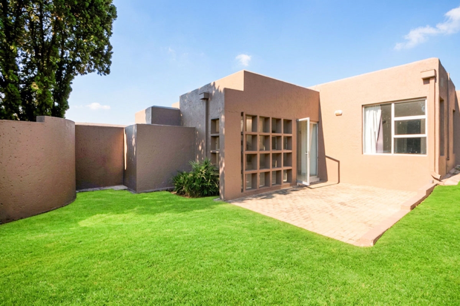 2 Bedroom Property for Sale in Ferndale Gauteng
