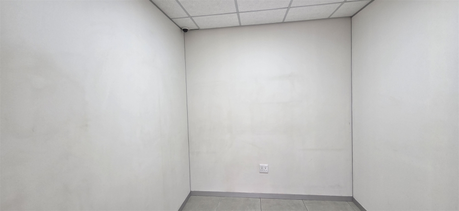 To Let Commercial Property for Rent in Edenburg Gauteng