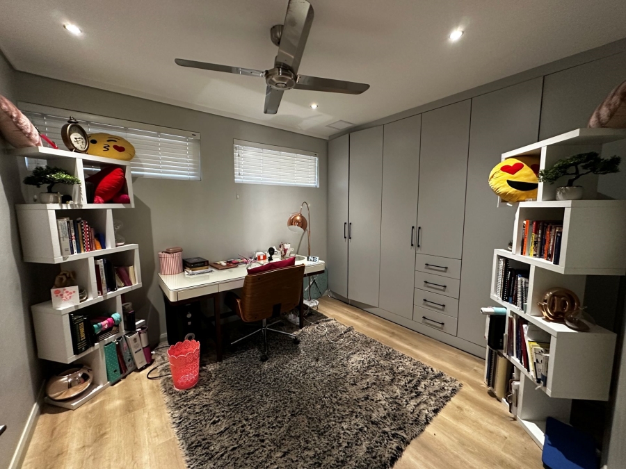 To Let 2 Bedroom Property for Rent in Ascend to Midstream Gauteng