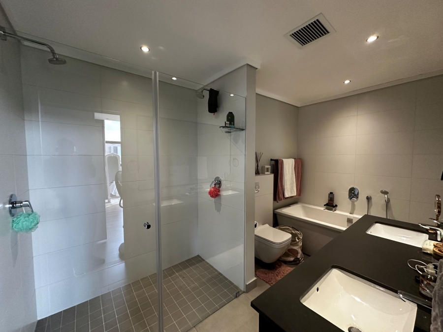 To Let 2 Bedroom Property for Rent in Ascend to Midstream Gauteng
