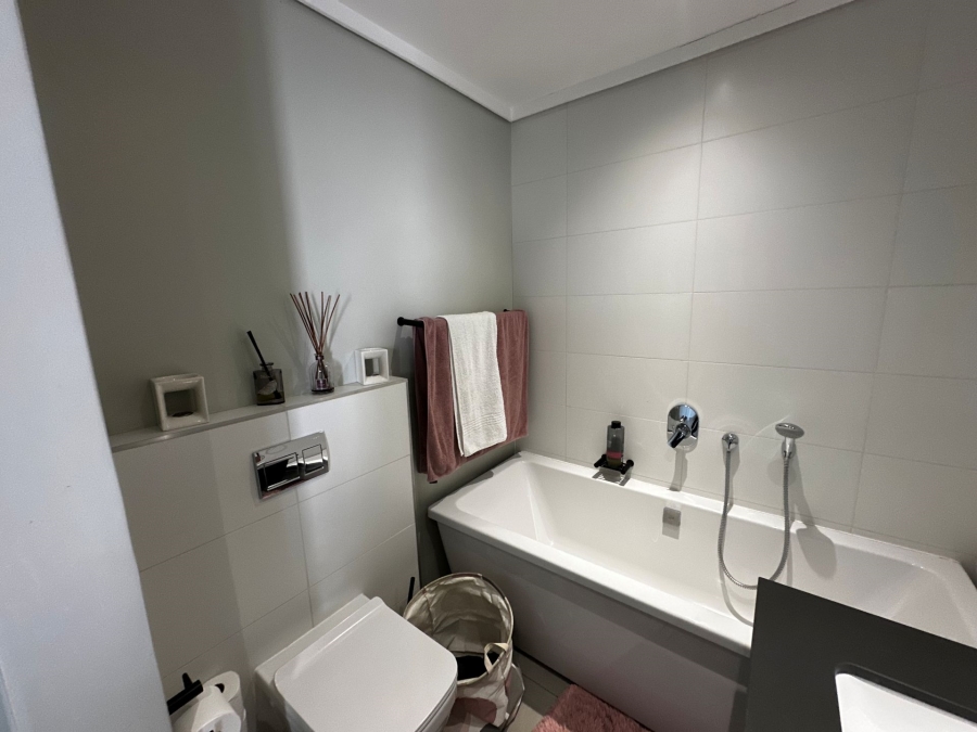 To Let 2 Bedroom Property for Rent in Ascend to Midstream Gauteng