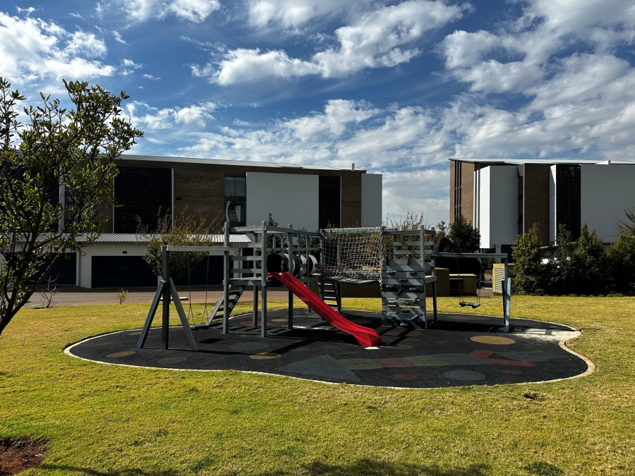 To Let 2 Bedroom Property for Rent in Ascend to Midstream Gauteng