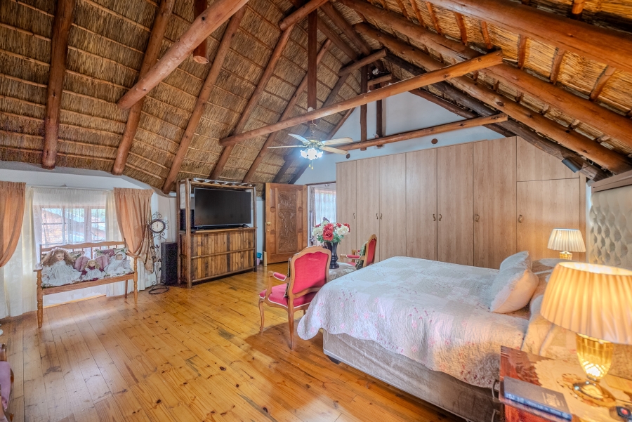5 Bedroom Property for Sale in Doornpoort Gauteng