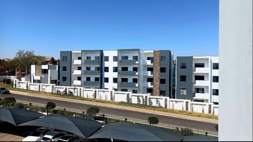 1 Bedroom Property for Sale in Carlswald Gauteng