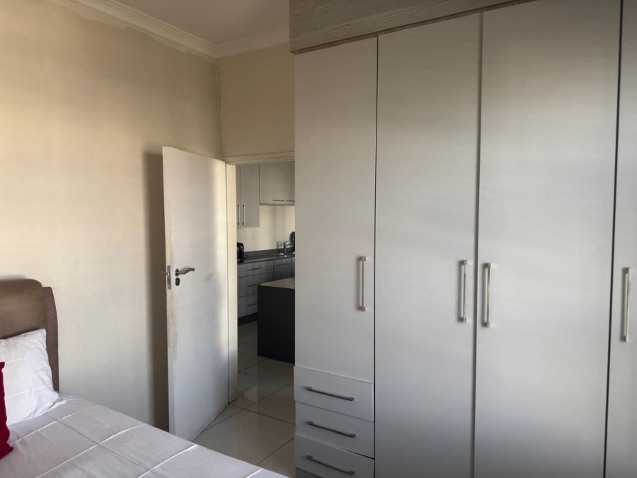 1 Bedroom Property for Sale in Carlswald Gauteng