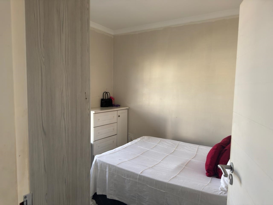 1 Bedroom Property for Sale in Carlswald Gauteng