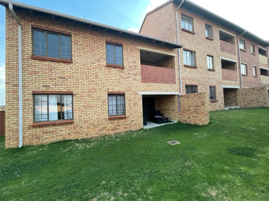 2 Bedroom Property for Sale in Sagewood Gauteng