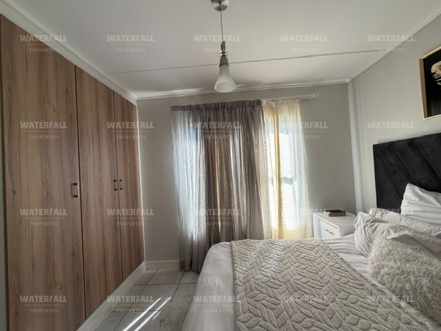 1 Bedroom Property for Sale in Linbro Park Gauteng