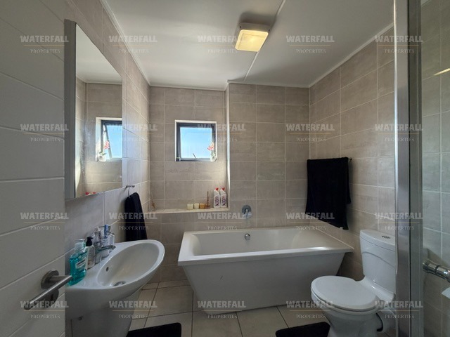 1 Bedroom Property for Sale in Linbro Park Gauteng